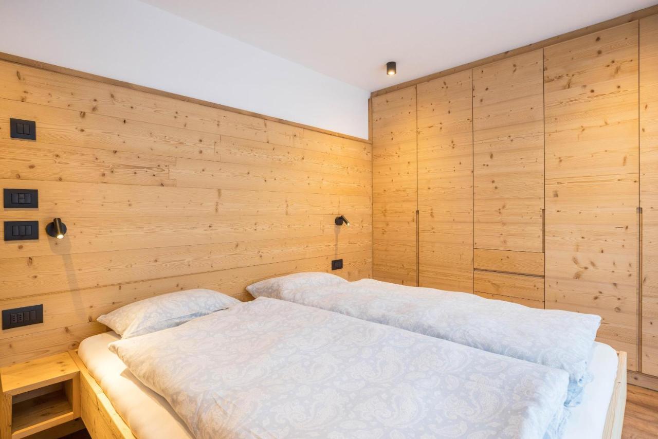 Apartments Armeri Black Dolomites 圣维吉利奥 外观 照片